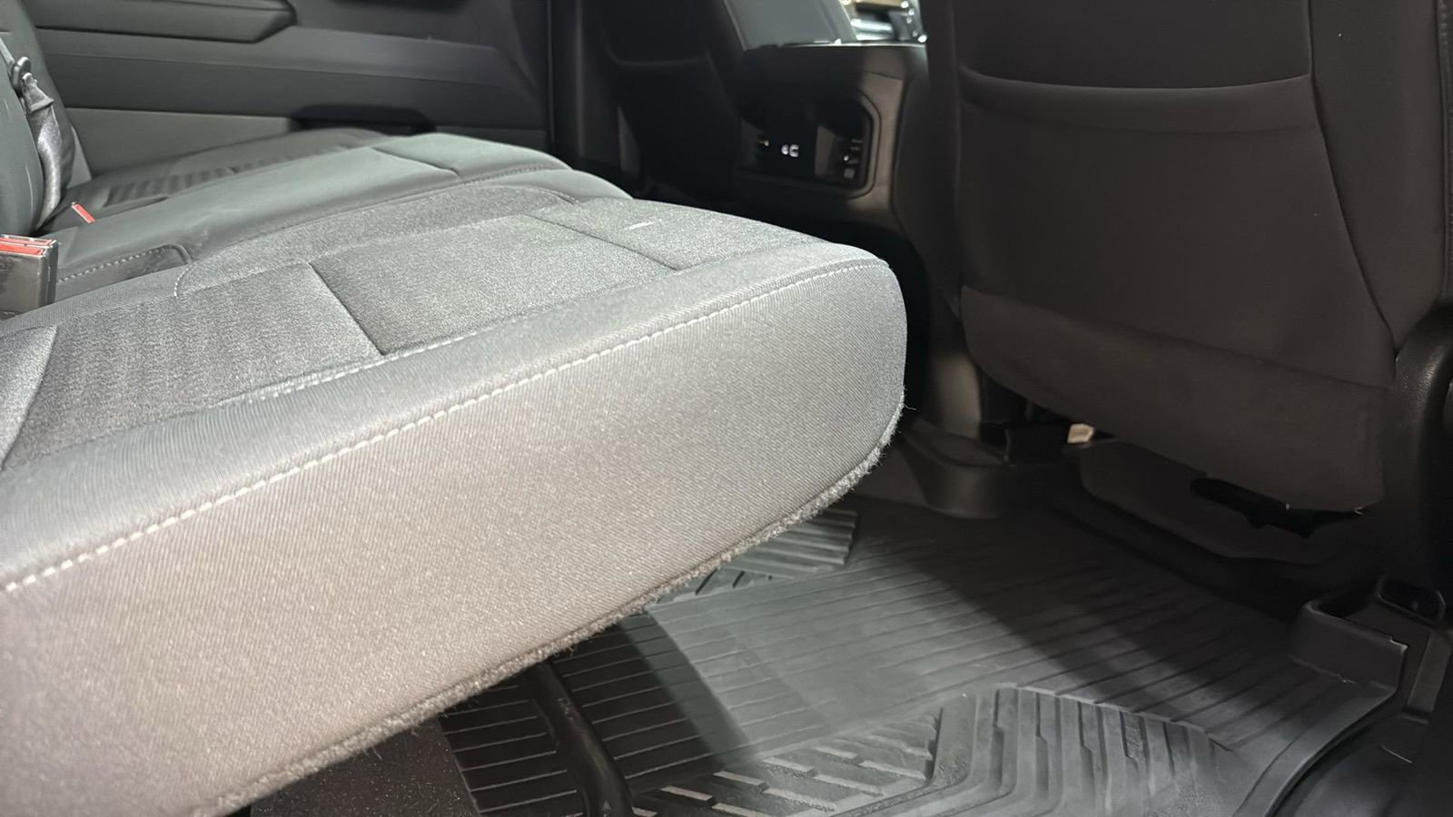 Used 2022 Chevrolet Silverado 1500 LT Trail Boss image 27