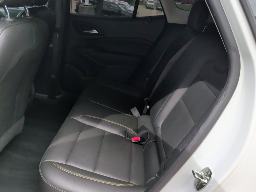 Used 2025 Chevrolet Trax ACTIV w/ Driver Confidence Package FWD image 10