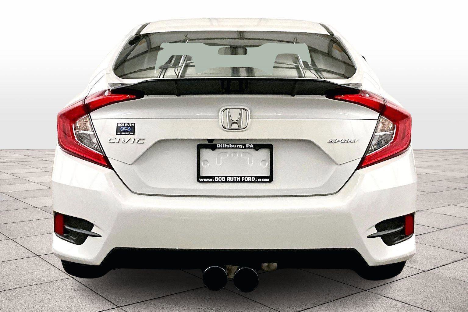 Used 2021 Honda Civic Sport image 2