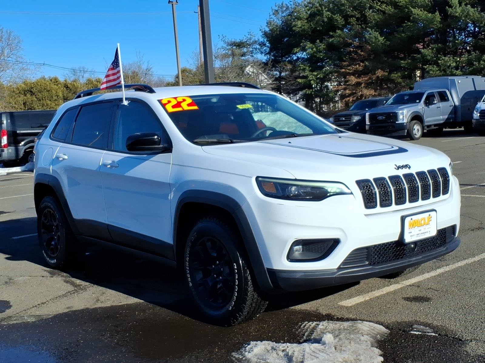 Used 2022 Jeep Cherokee Latitude image 1