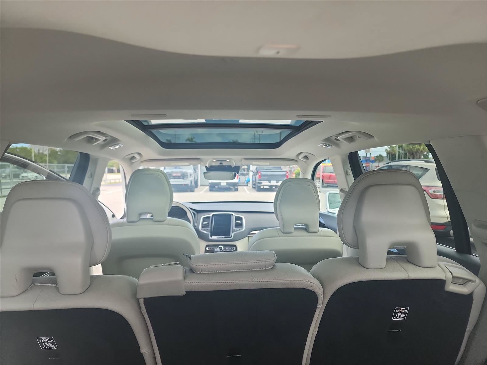 Used 2019 Volvo XC90 T5 Momentum FWD image 22
