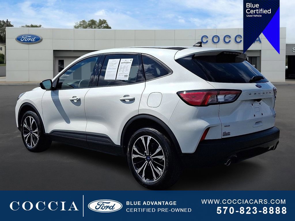 Certified 2022 Ford Escape SE w/ SE Sport Appearance Package image 3