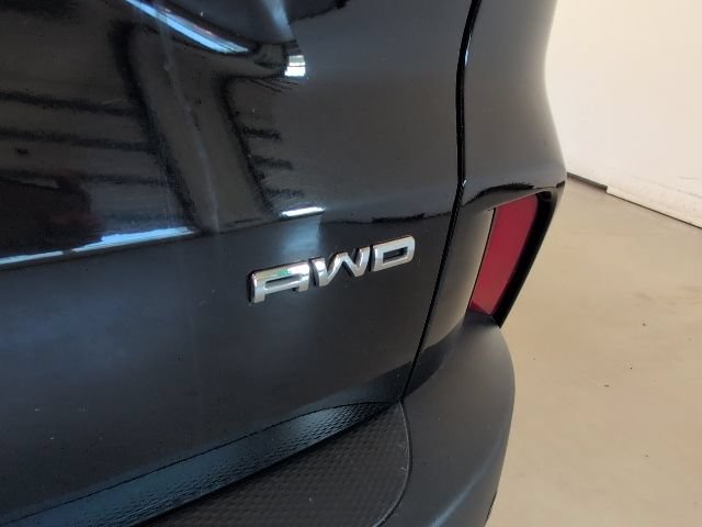 Certified 2024 Ford Escape Platinum AWD/4WD image 36