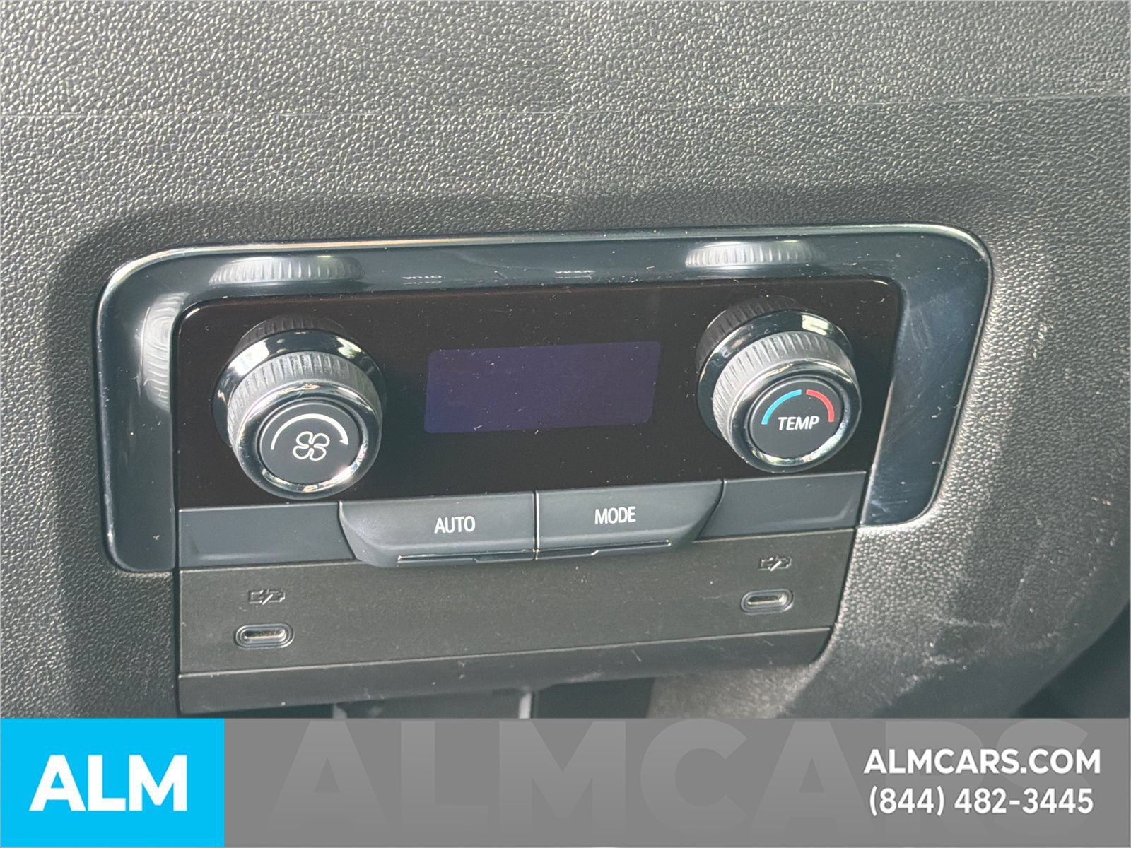 Used 2025 Chevrolet Tahoe LT AWD/4WD image 27