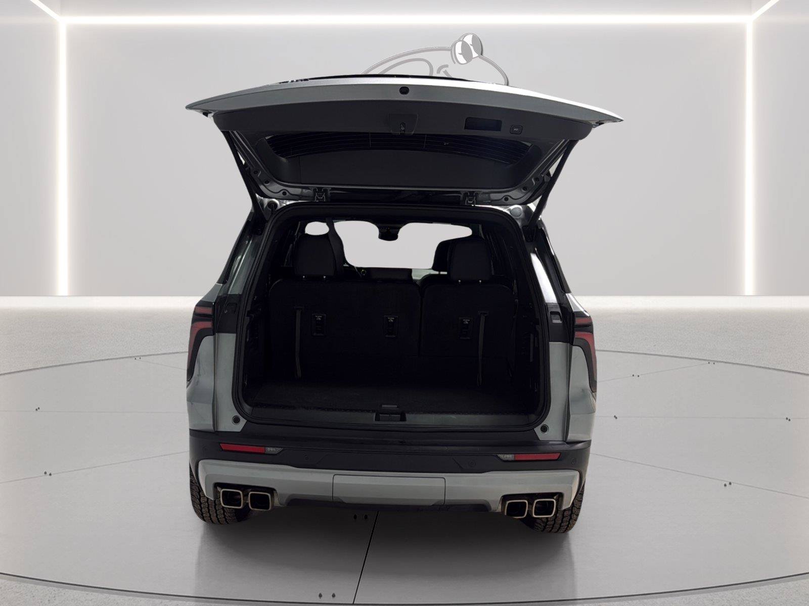 Used 2025 Chevrolet Traverse Z71 AWD/4WD image 9