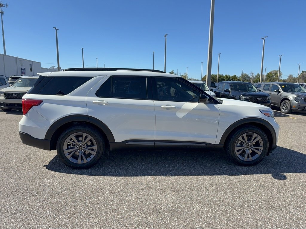 Certified 2023 Ford Explorer XLT w/ Equipment Group 202A image 5