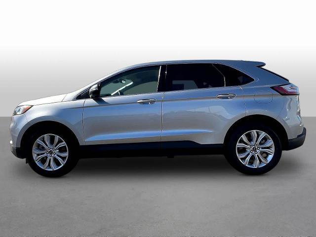 Certified 2024 Ford Edge Titanium AWD/4WD image 4