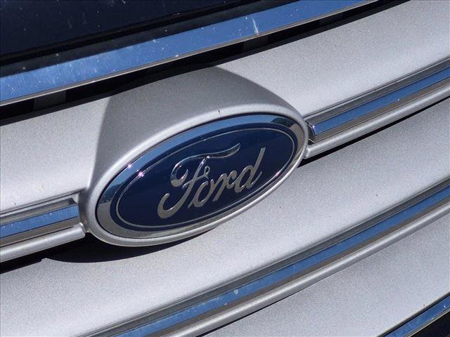 Certified 2019 Ford Escape Titanium AWD/4WD image 9