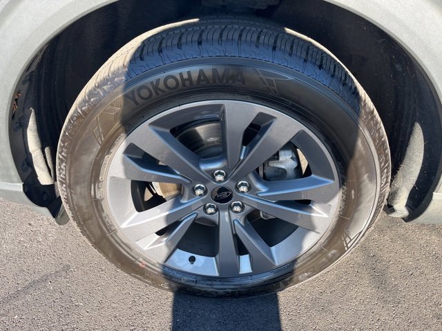 Certified 2021 Ford Explorer XLT w/ Equipment Group 202A image 11