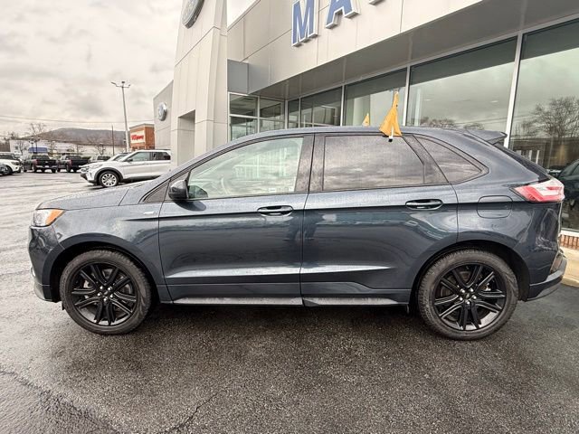 Certified 2023 Ford Edge ST-Line AWD/4WD image 5