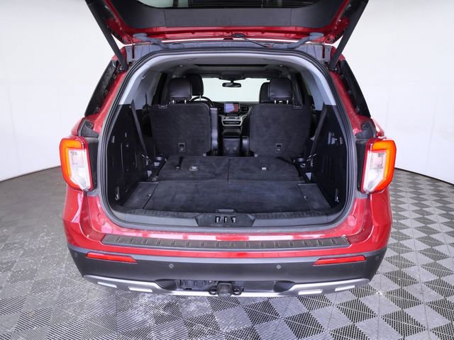 Certified 2023 Ford Explorer XLT w/ Equipment Group 202A AWD/4WD image 9