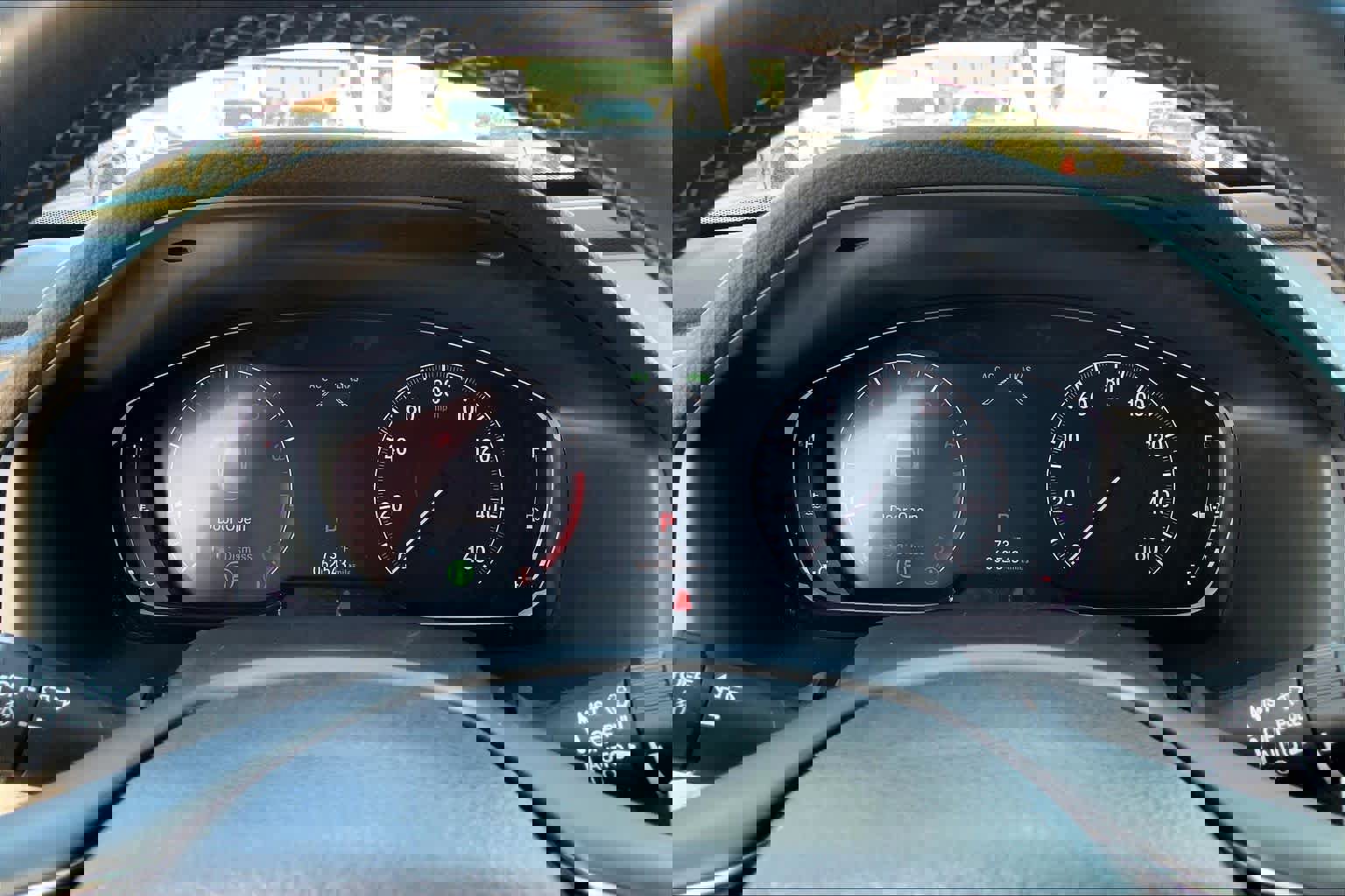 Used 2018 Honda Accord Touring image 25