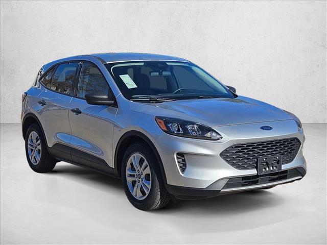 Certified 2020 Ford Escape S image 3