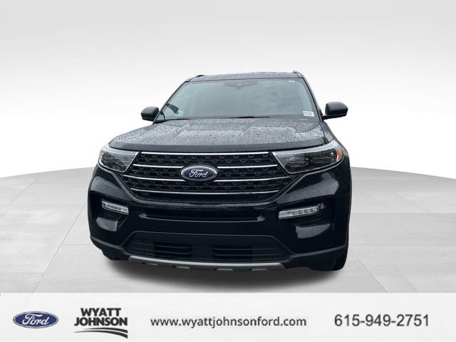 Certified 2022 Ford Explorer XLT w/ Equipment Group 202A image 8