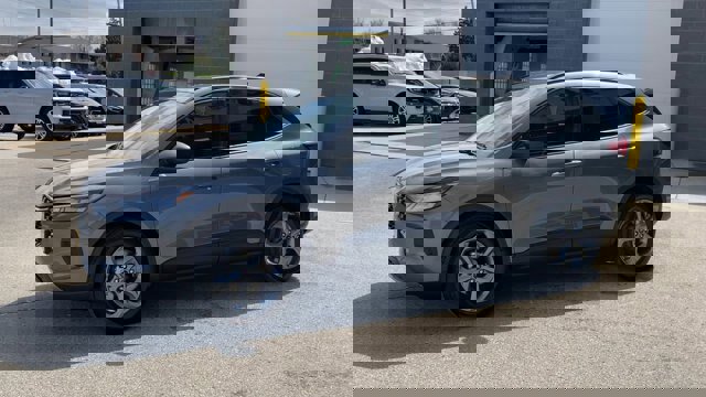 Certified 2025 Ford Escape ST-Line w/ Cold Weather Package image 6