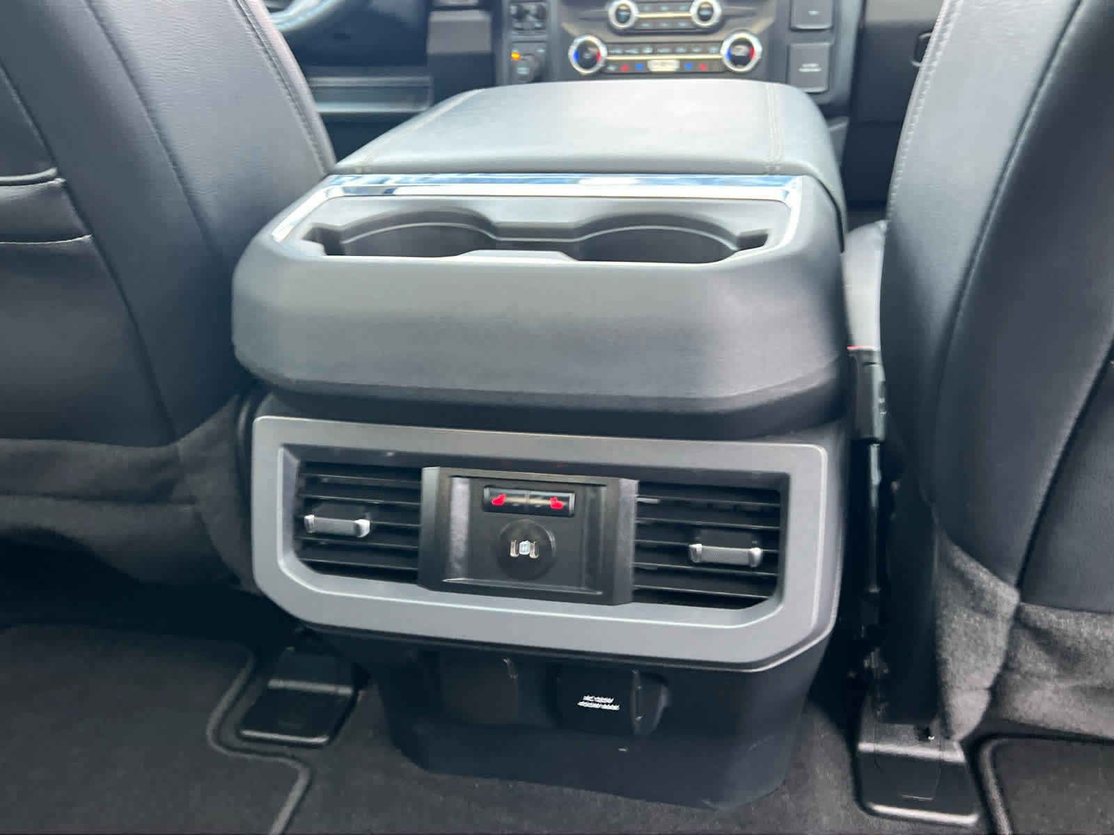 Certified 2024 Ford F350 Lariat image 22