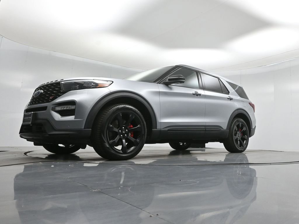 Certified 2022 Ford Explorer ST w/ Equipment Group 401A image 28