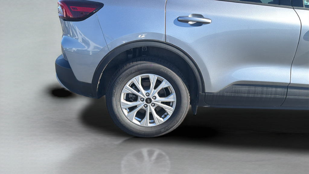 Certified 2024 Ford Escape Active AWD/4WD image 14