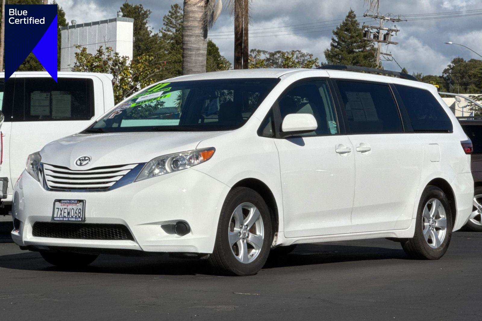 Used 2017 Toyota Sienna LE