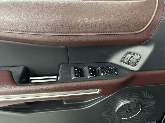 Certified 2023 Ford Expedition Limited image 5