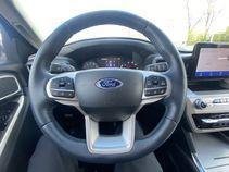 Certified 2023 Ford Explorer XLT w/ Equipment Group 202A AWD/4WD image 5