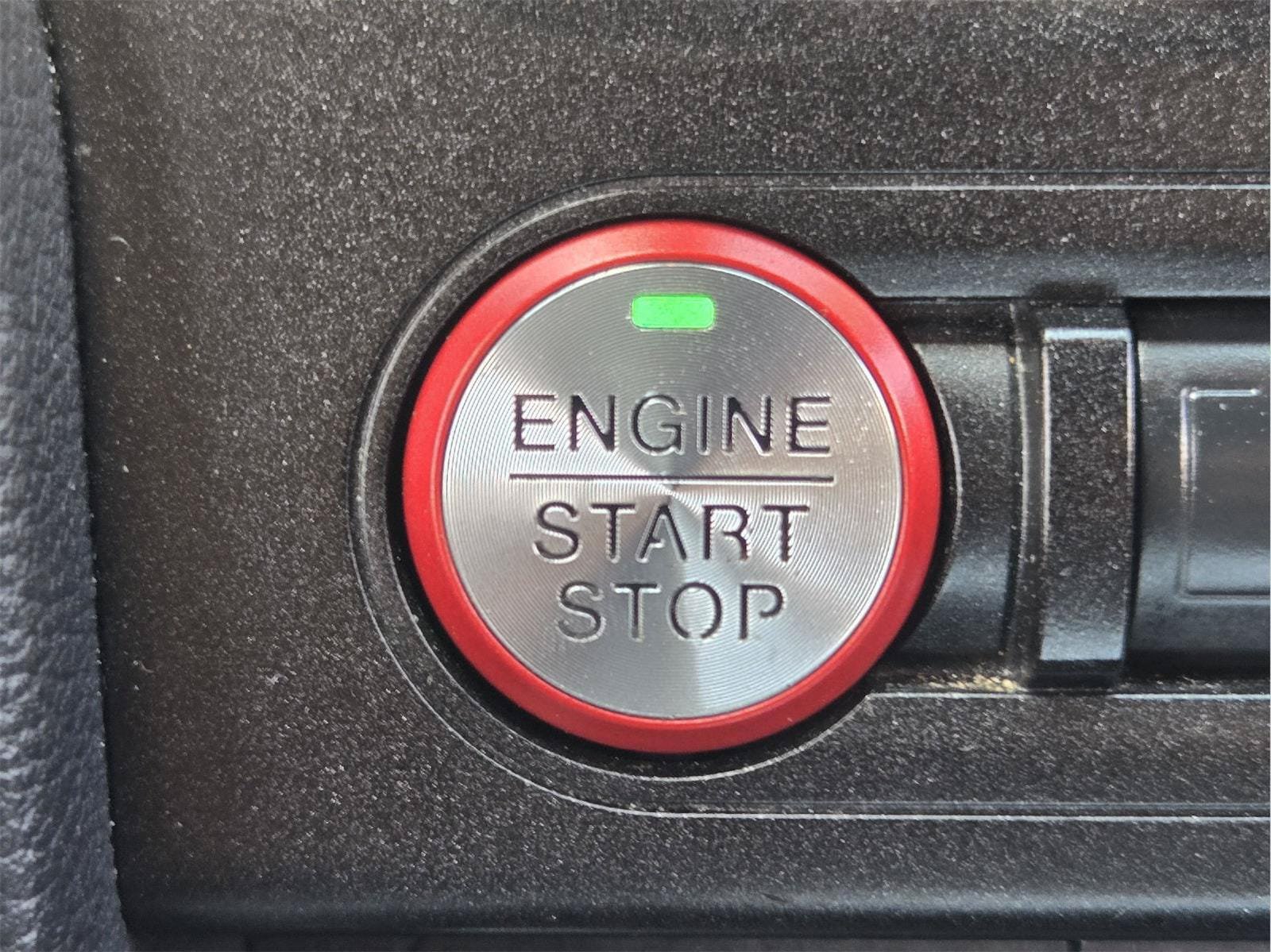 Certified 2019 Ford Mustang Coupe RWD image 19