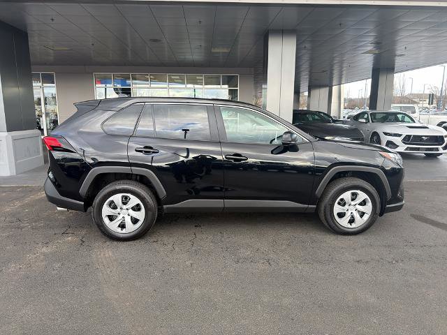 Used 2025 Toyota RAV4 LE image 5