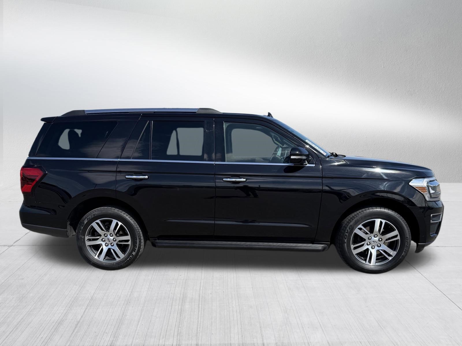 Certified 2024 Ford Expedition Limited AWD/4WD image 8