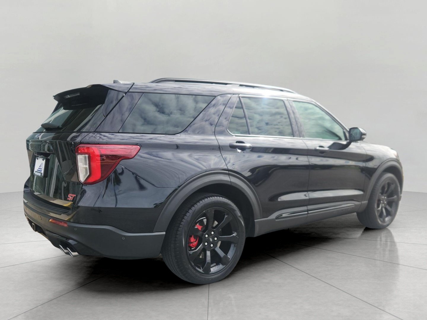 Certified 2023 Ford Explorer ST w/ Equipment Group 401A AWD/4WD image 7