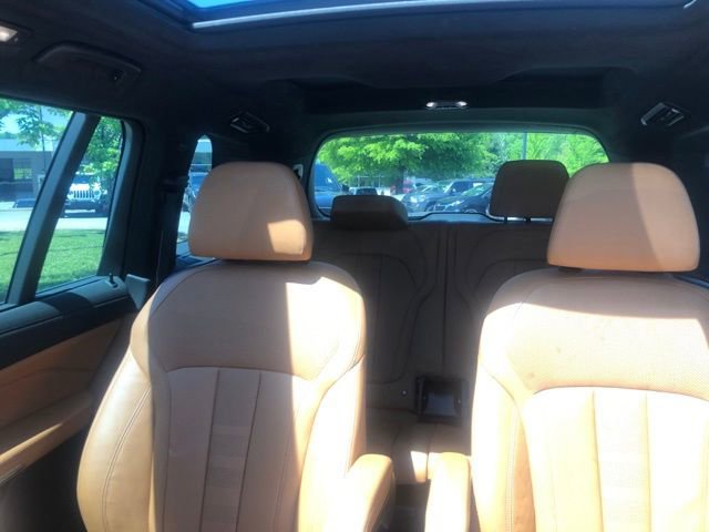 Used 2021 BMW X7 M50i w/ Cold Weather Package AWD/4WD image 10