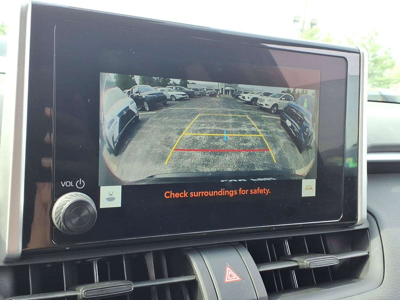 Used 2025 Toyota RAV4 LE AWD/4WD image 11