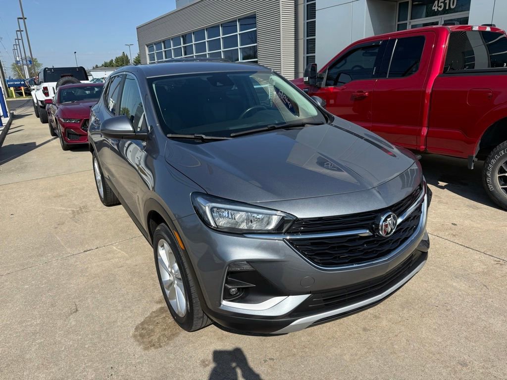 Used 2020 Buick Encore GX Preferred AWD/4WD image 3