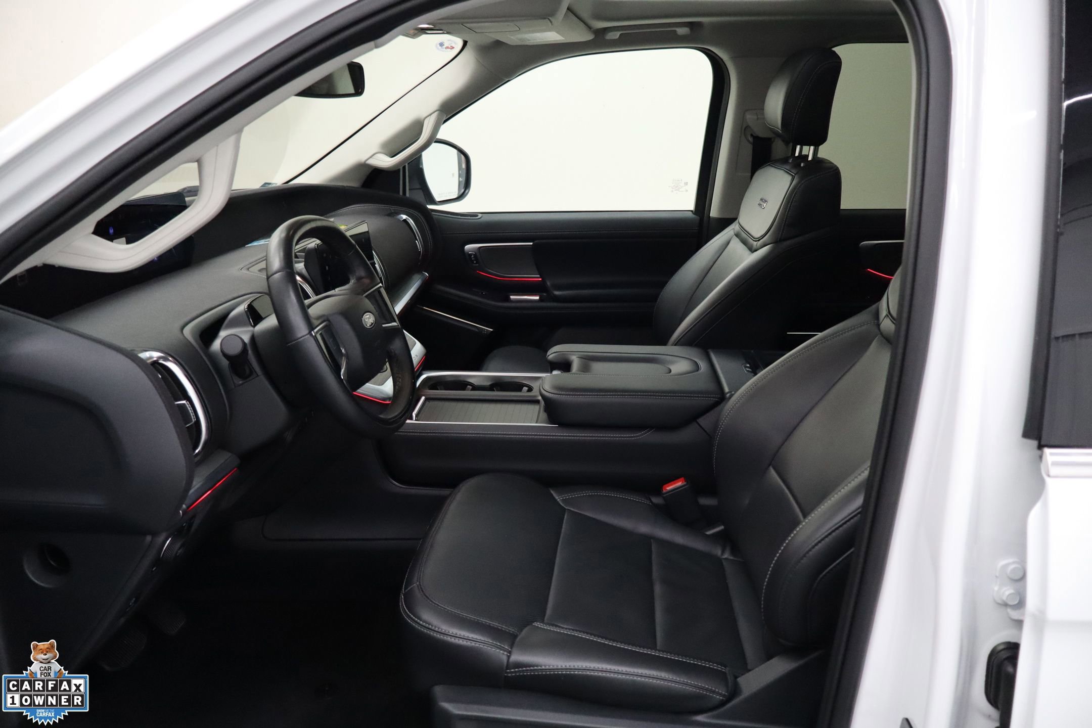 Certified 2025 Ford Expedition Max Platinum image 22