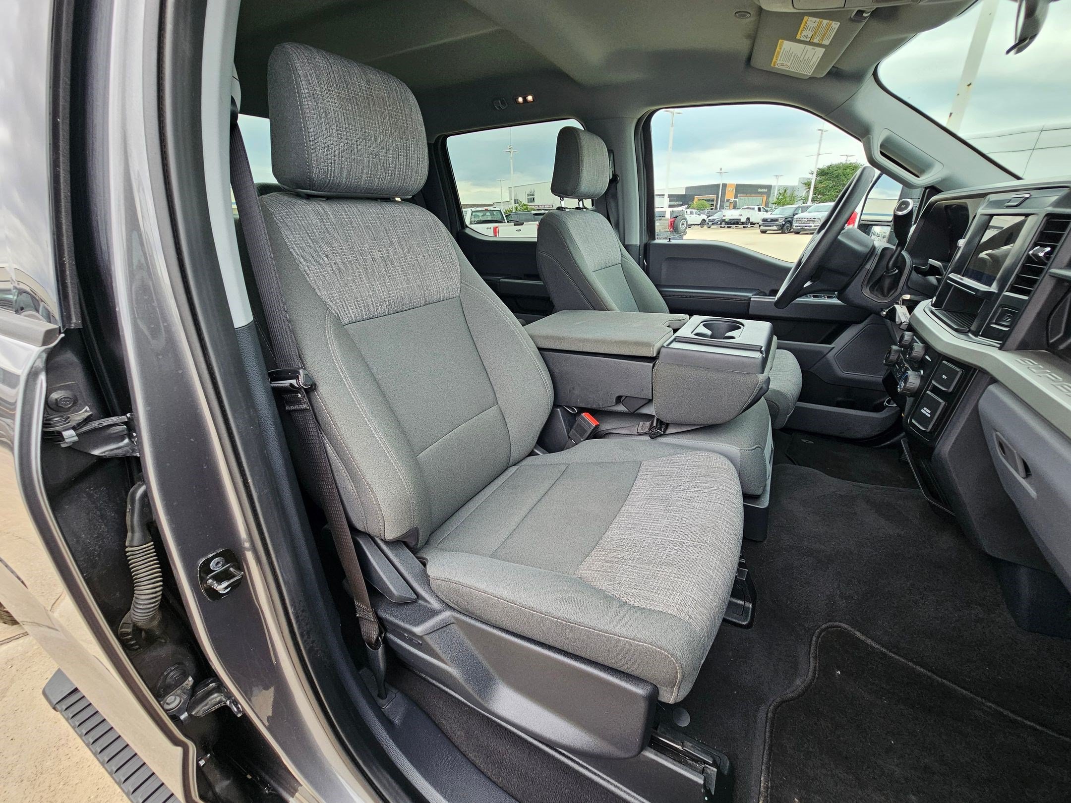 Certified 2025 Ford F250 XLT AWD/4WD image 31
