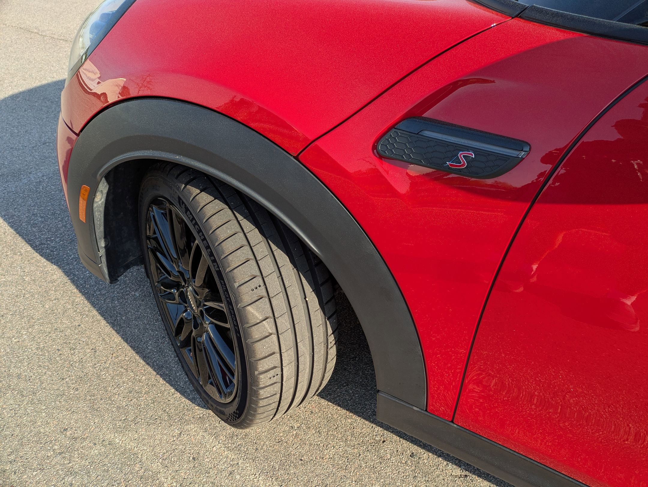 Used 2023 MINI Cooper S w/ Premium Package image 37