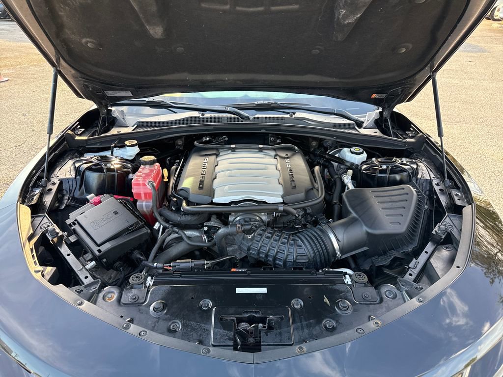 Used 2017 Chevrolet Camaro SS image 29