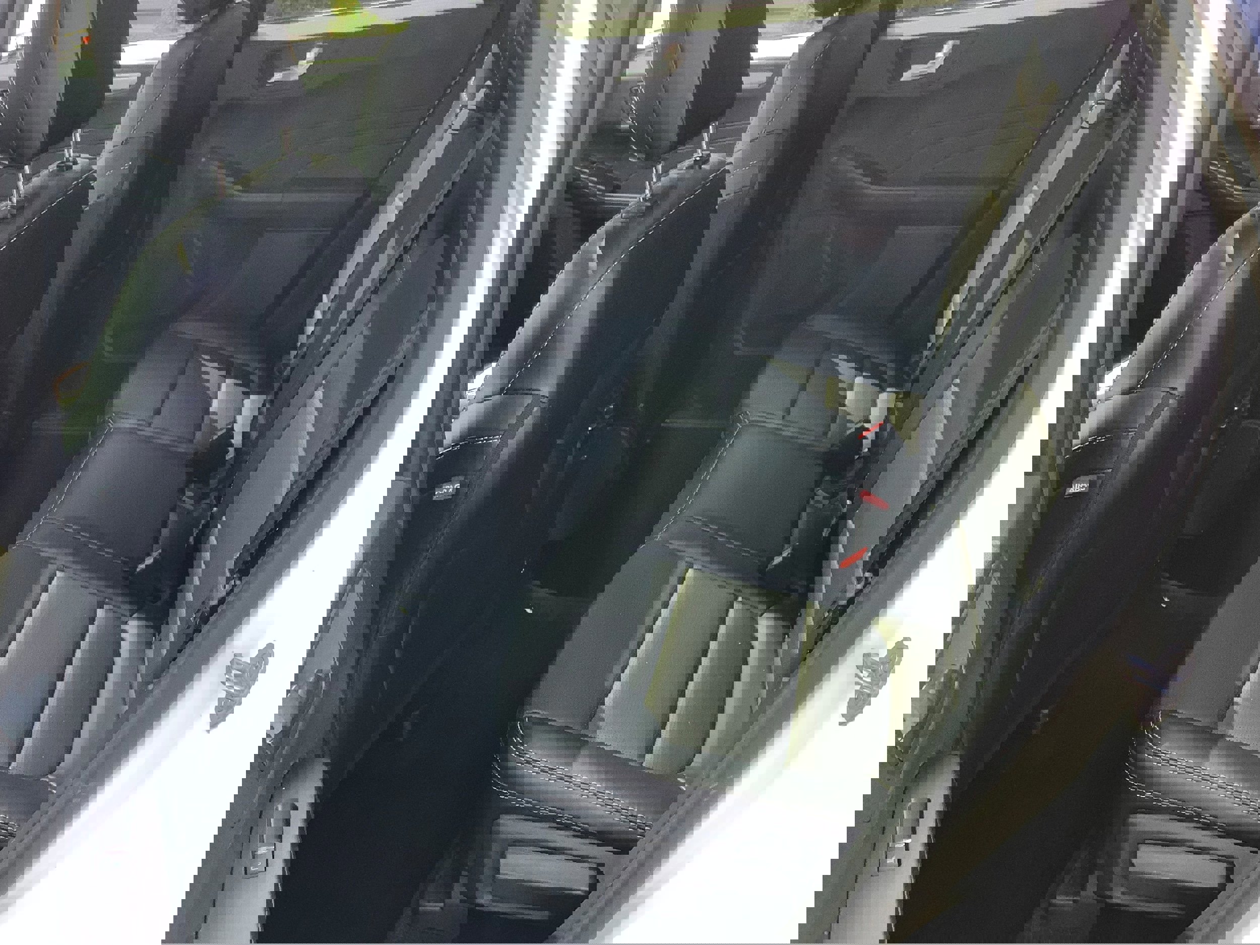 Certified 2023 Ford Escape Platinum w/ Class II Trailer Tow Package image 10