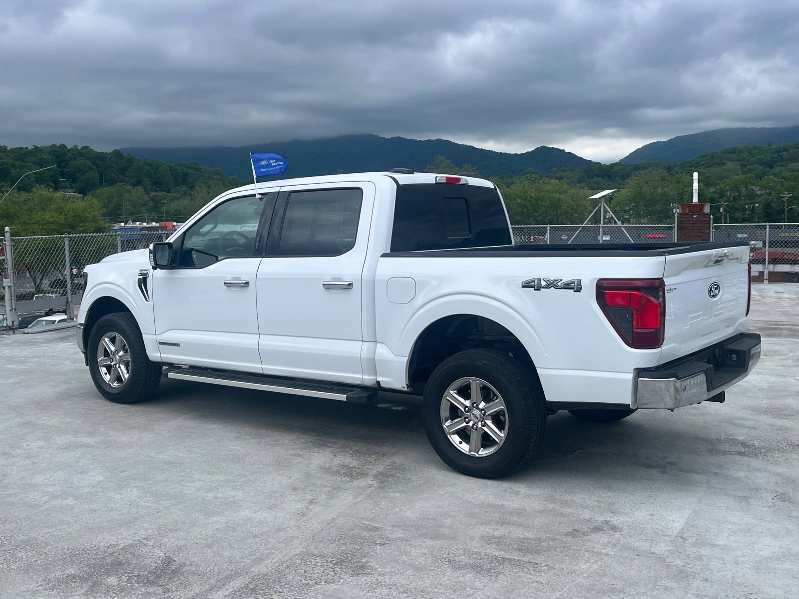 Certified 2024 Ford F150 XLT w/ Equipment Group 302A MID AWD/4WD image 5