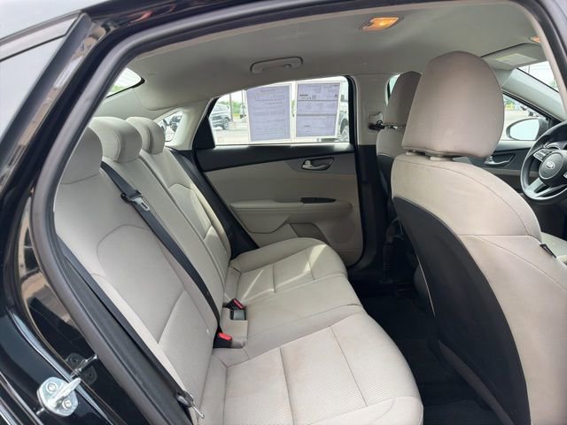 Used 2020 Kia Forte LXS FWD image 17