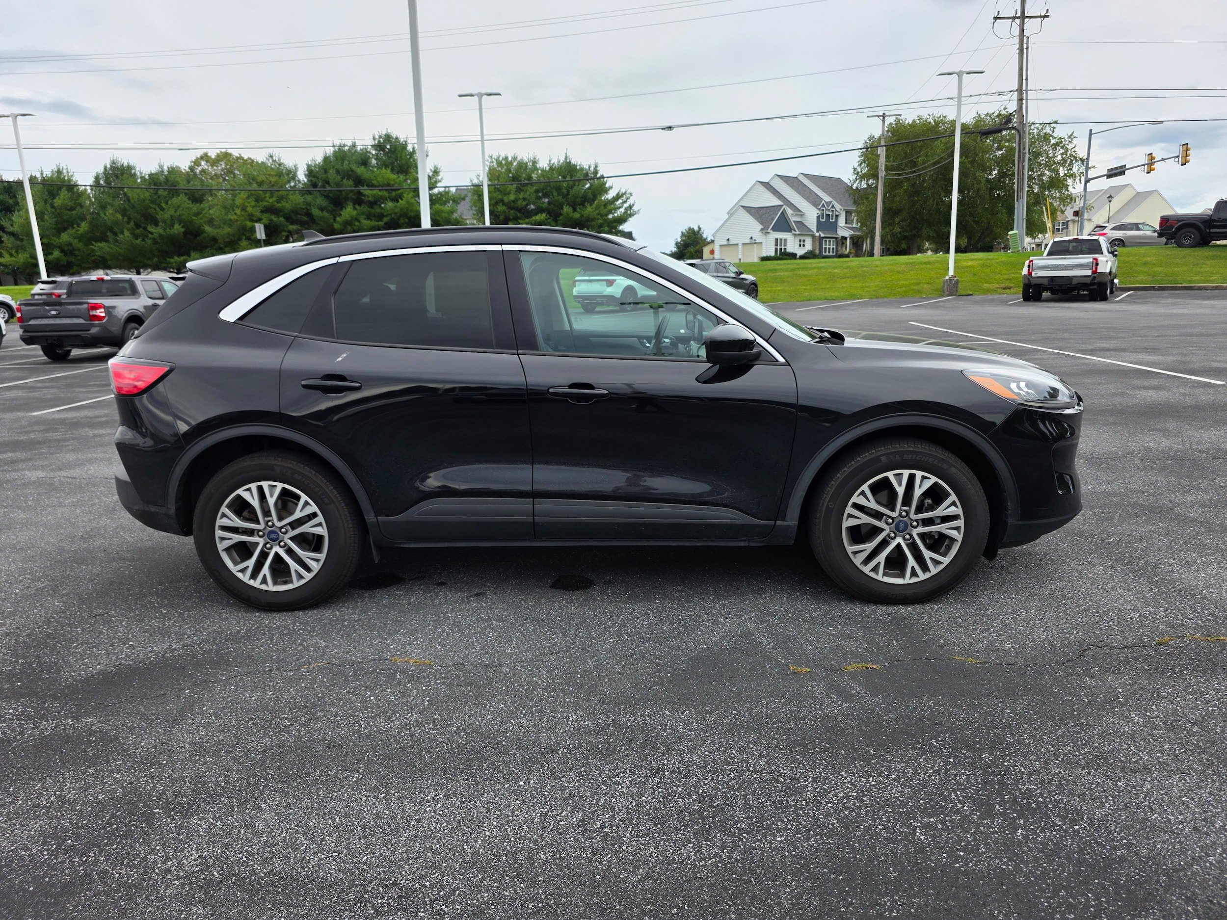 Certified 2022 Ford Escape SEL AWD/4WD image 6