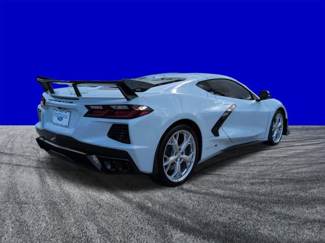 Used 2024 Chevrolet Corvette Stingray Preferred Cpe w/ Z51 Performance Package RWD image 4