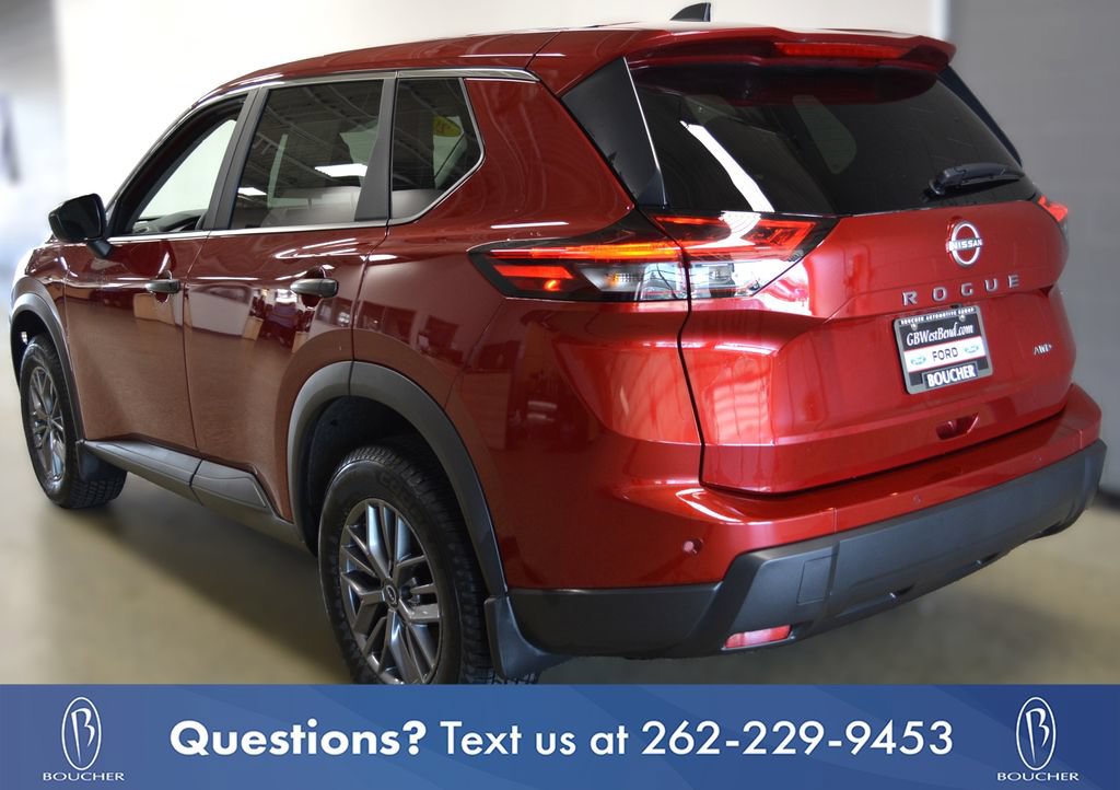 Used 2024 Nissan Rogue S AWD/4WD image 4