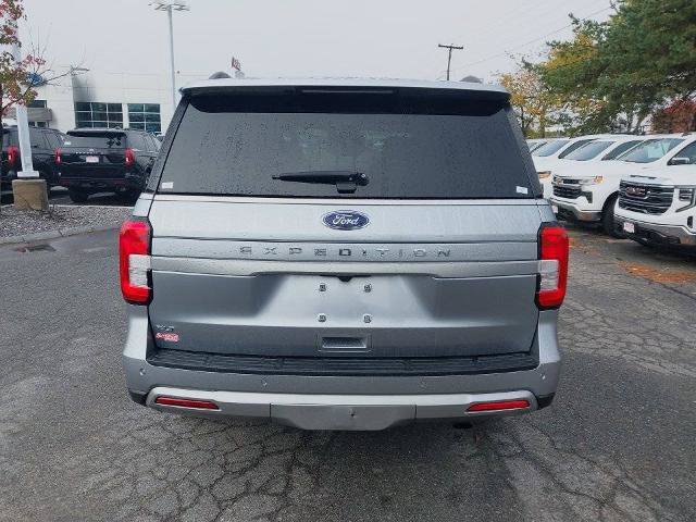 Certified 2024 Ford Expedition XLT AWD/4WD image 7