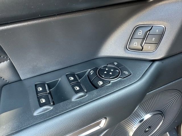 Certified 2023 Ford Expedition Max Platinum image 30