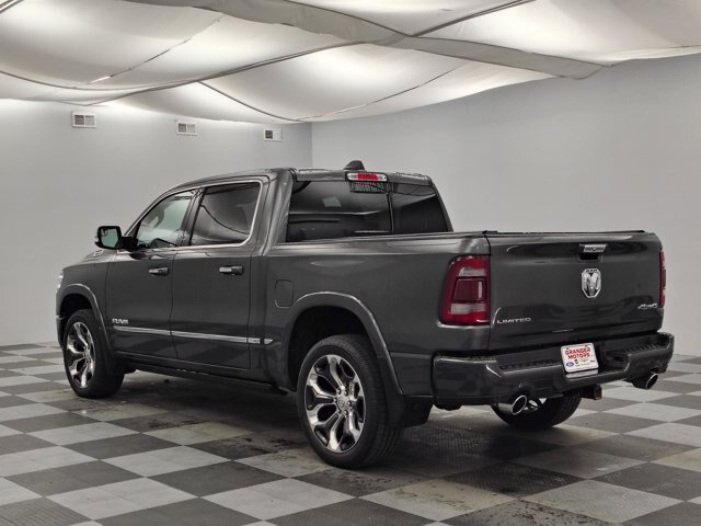 Used 2022 RAM 1500 Limited w/ Body Color Bumper Group AWD/4WD image 9