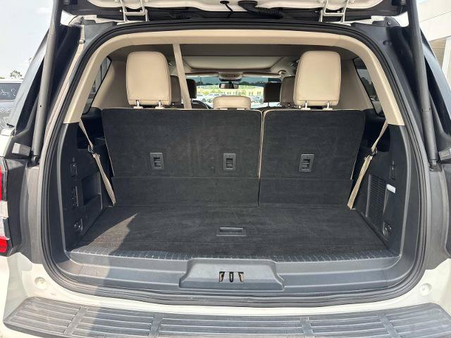 Certified 2022 Ford Expedition XLT RWD image 13