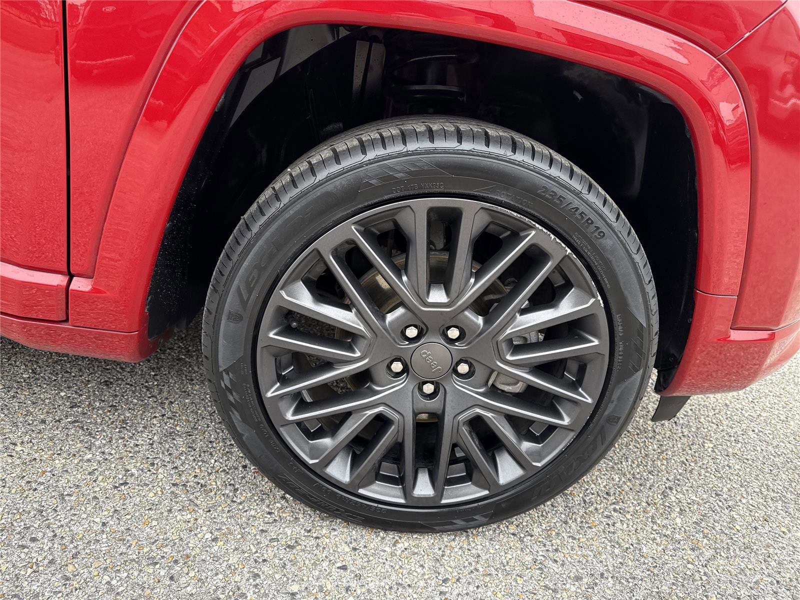 Used 2022 Jeep Compass Limited image 17