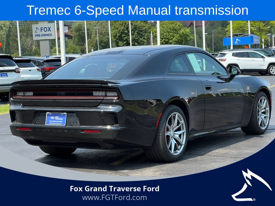 Used 2025 Dodge Charger Daytona Scat Pack w/ Track Pack AWD/4WD image 8