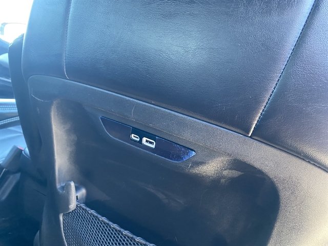 Used 2025 Chrysler Pacifica Limited FWD image 10