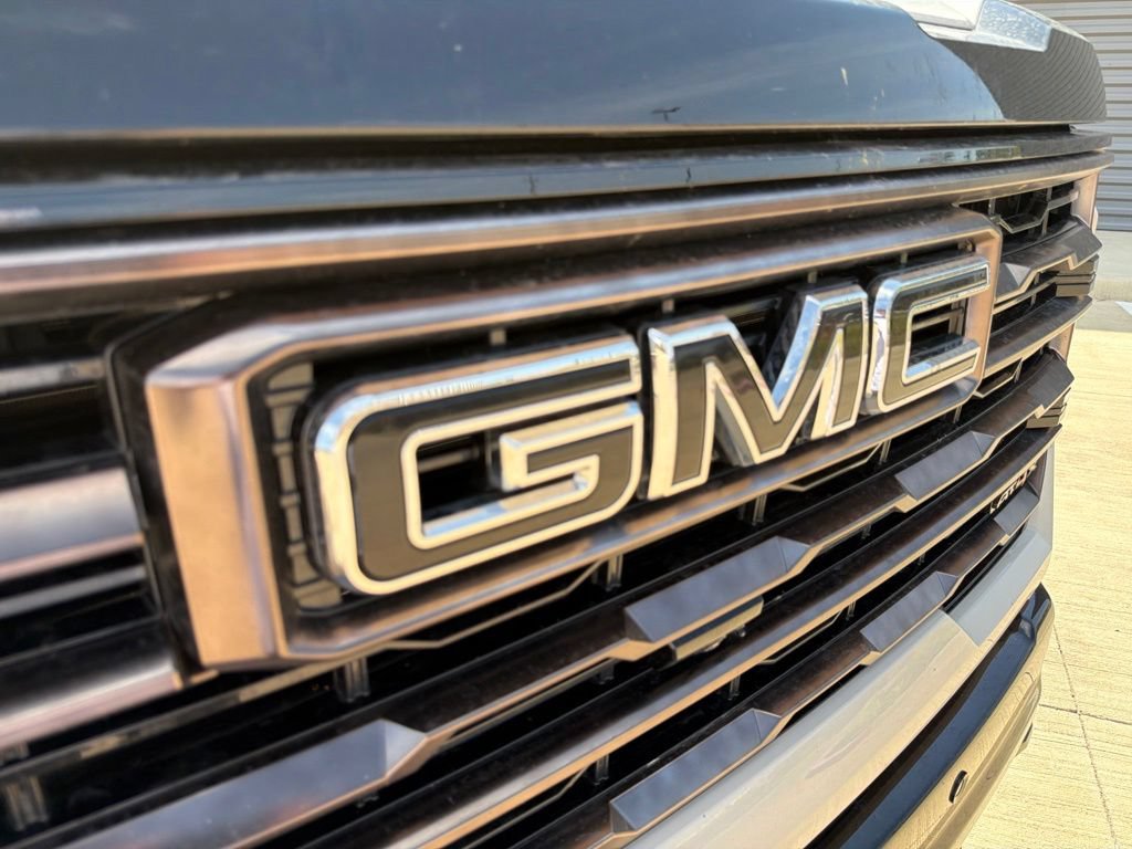 Used 2026 GMC Sierra 2500 AT4X w/ LPO, Black Badging Package AWD/4WD image 15